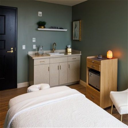 Glow Spa Green Bay